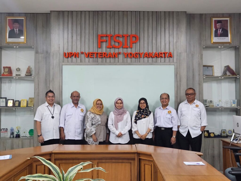 Kerjasama dengan Yayasan Youth ECCO Indonesia