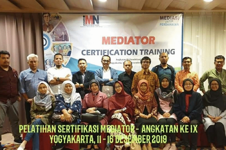 PELATIHAN SERTIFIKASI MEDIATOR UNTUK MENINGKATKAN KOMPETENSI DOSEN JURUSAN HUBUNGAN INTERNASIONAL