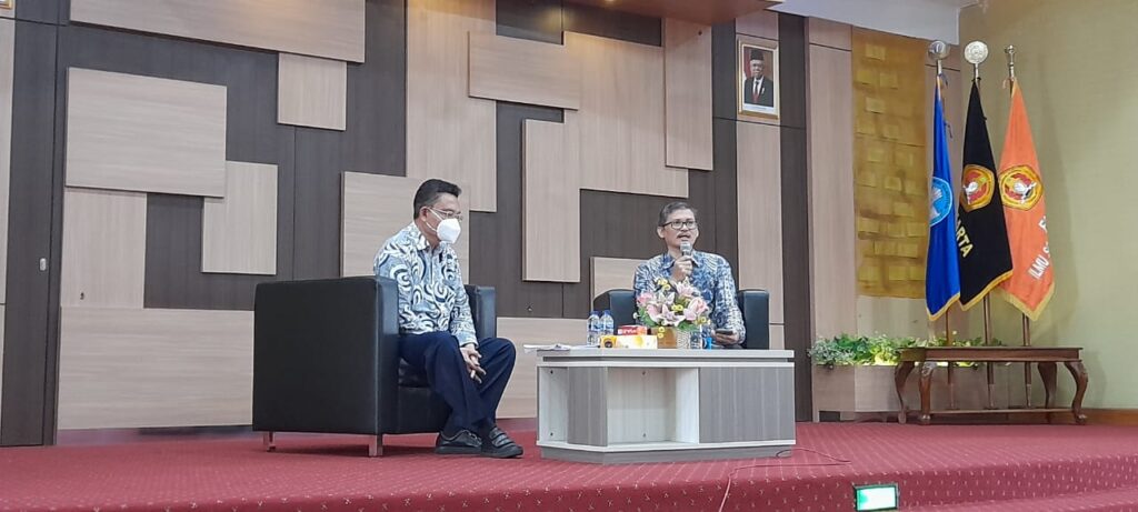 Kuliah Dosen Praktisi “Diplomasi Kopi”