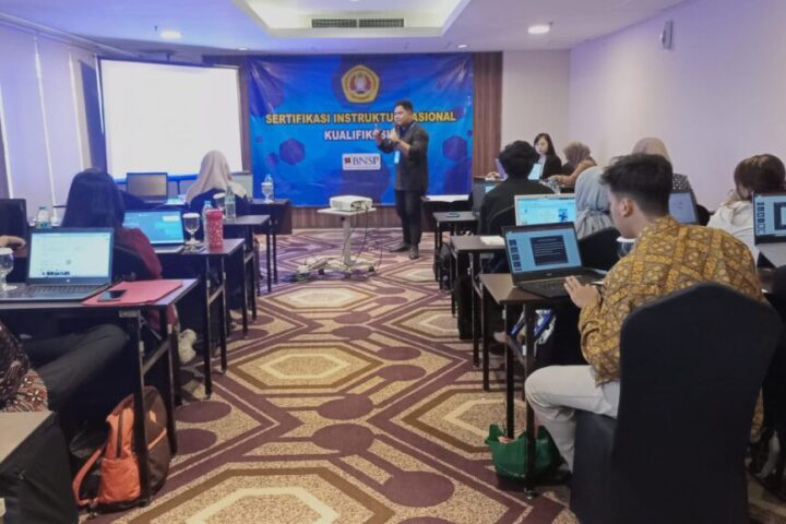 Pelatihan dan Sertifikasi Instruktur Junior K3