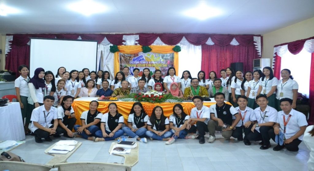 Dosen HI FISIP UPN “Veteran” Yogyakarta Beri Kuliah Tamu dan mengikuti 1st SKSU International Research Conference dI SULTAN KUDARAT STATE UNIVERSITY FILIPINA